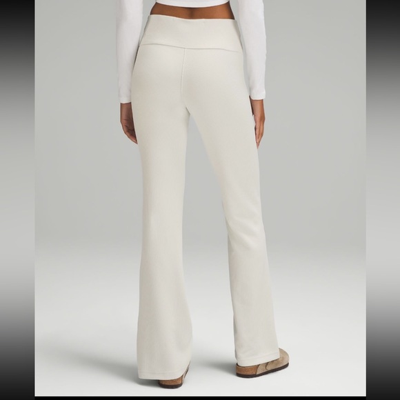 Lululemon brushed softstreme Rib ZIP Flare 32.5 - Picture 4 of 4